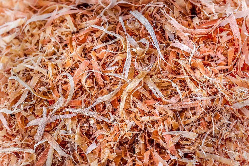 A pile of wood shavings