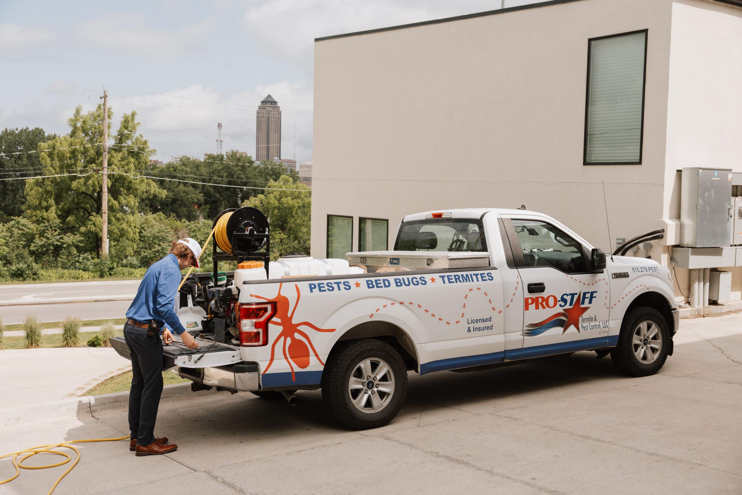 Read more about the article How to Choose a Pest Control Company for Your Business